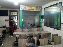 大堂-任强肉丸糊辣汤腊牛肉夹馍(劳动西路总店)