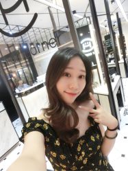 -HAIR CORNER