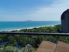 -三亚湾海居铂尔曼度假酒店