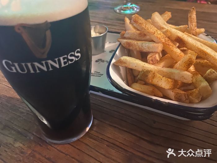 Blarney Stone巧言石爱尔兰酒吧薯条图片