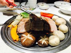 菌菇拼盘-本家韩国烤肉(青岛万象城店)