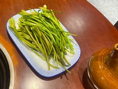 -菌之家·专业纯野生菌火锅·特色炒菌