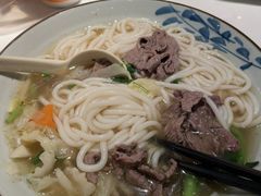 -鑫花溪牛肉米粉(凤凰街创始总店)