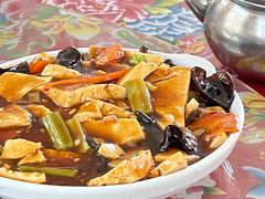 家常豆腐-何适山庄 ·可团建(水长城P2停车场店)