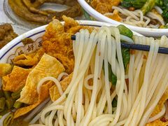 -弘束束柳州深巷螺蛳粉(珠江路店)