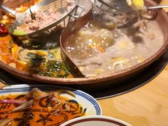 -洱火云南酸菜牛肉火锅(石景山当代商城店)