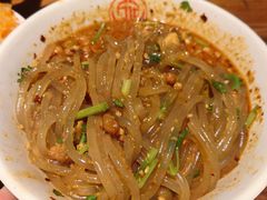 -万记麻辣烫国展总店