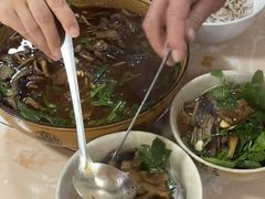 -铭记嘎洒生态鳝鱼(迎春街店)