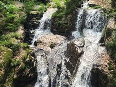 -藏龙百瀑风景区