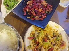 -隔壁老王·家常云南菜(花巷店)