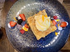 -FLOVIE FLORIST CAFE