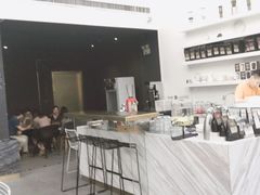 -UNI UNI(环亚凯瑟琳店)