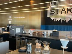 -星巴克臻选(上海虹桥新天地三店)