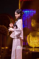点击看大图 -艾拉·女王婚纱礼服馆