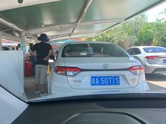 -一嗨租车(凤凰机场店)