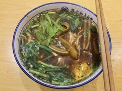 -镇南锅盖面馆(解放路店)