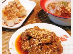 -爆炸头阿姨小四川正宗川味小吃(无任何分店)