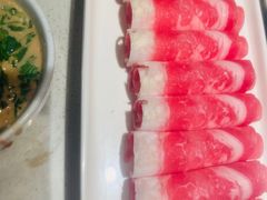 -海底捞火锅鲜切牛肉主题店(长寿路店)