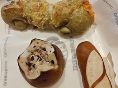-小飞象面包公社(珠江路金鹰店)