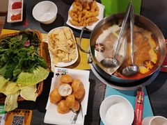 -四季喧黔味豆米火锅(万达广场店)