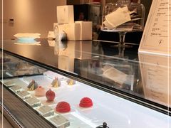 -Fridi Patisserie Cafe