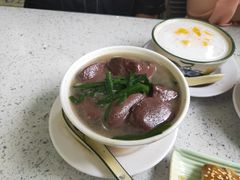 韭菜猪红-芬芳甜品(同福路店)