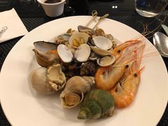 -圣丰索菲特·2 On 988 Café 自助餐厅