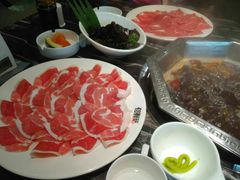 -何鲜菇火锅(大营盘店)