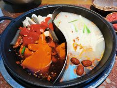 -赵美丽·重庆社区火锅·直营店(火车东站·中豪国际店)