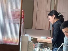 -海底捞火锅(凤凰广场店)