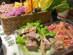 -菌自由丨野生菌火锅特色庭院餐厅(丽江古城店)