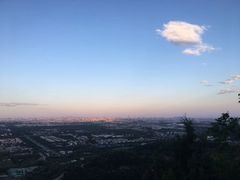 -鬼笑石后山停车场