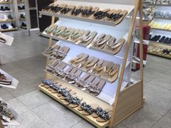 -hotwind热风(丽影广场店)