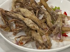 -余杨鸭鸭餐厅