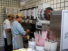 -沪上阿姨·精选茶饮(深大西丽店)