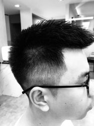 -诗悦发型烫染SALON