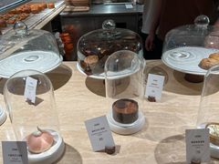 -VERIE BAKEHOUSE
