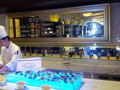 生蚝-LONG BAR 廊吧(外滩华尔道夫酒店)