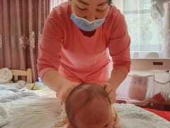 -爱的果实月嫂育婴师(世纪东方店)