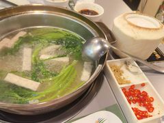-烹然四季椰子鸡火锅(团结湖总店)