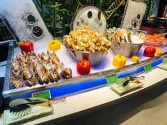 -亚洲国际大酒店·云顶阁旋转自助餐厅