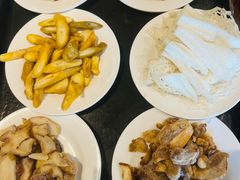 -天宜隆蘑菇宴火锅(石景山旗舰店)
