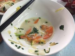 -明记烧鱼美味店