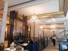 大堂-香榭大堂吧 Champs-Elysées Bar(上海南新雅皇冠假日酒店)