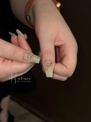 -花岐款式专研健康美甲沙龙
