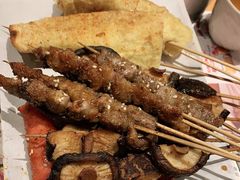 烤羔羊肉串-木屋烧烤(坂田天安云谷店)