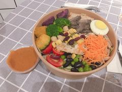 -轻素Chic Salad·轻食(万松园店)