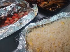 -扒虾小妹儿麻辣海鲜(宏图街店)