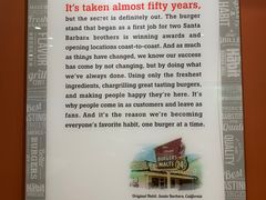 -The Habit Burger Grill 哈比特汉堡(爱琴海店)
