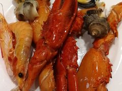 -飨食汇全日制餐厅·昆山皇冠假日酒店(九方店)